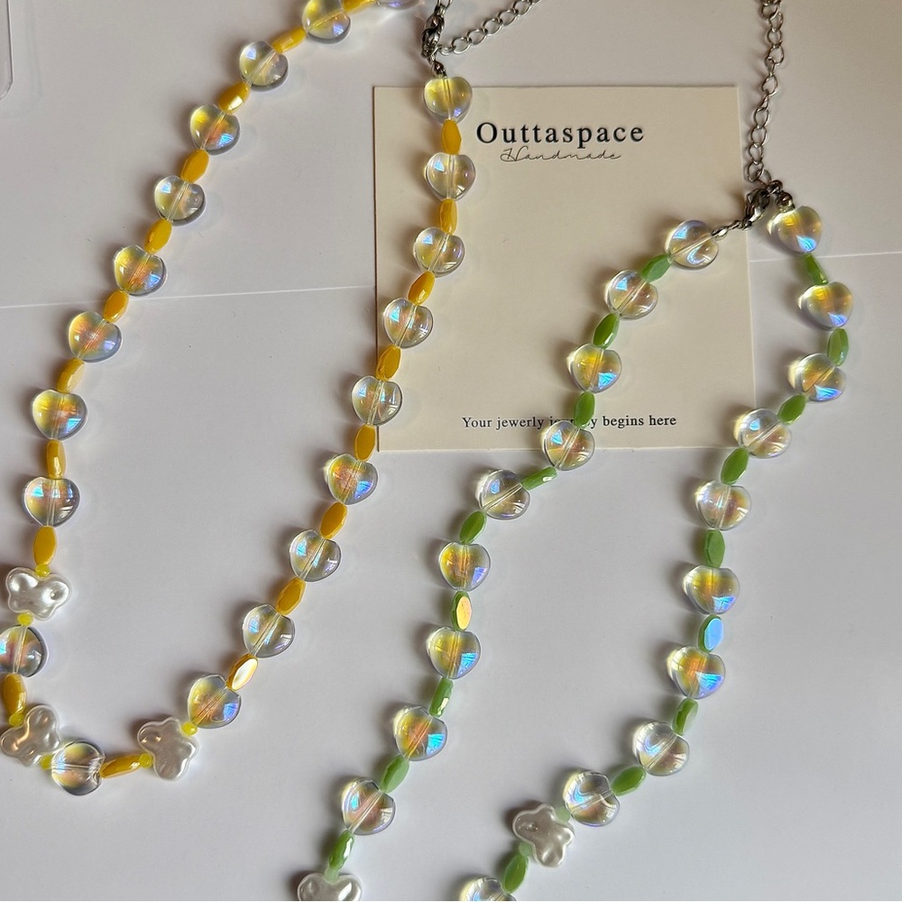 Crystal Pebbles Necklace in yellow & green